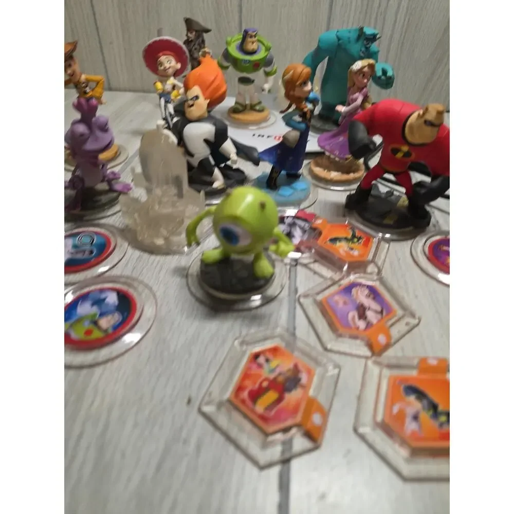 DISNEY INFINITY Figures Lot Character Power Discs Portal Base Everything Pict